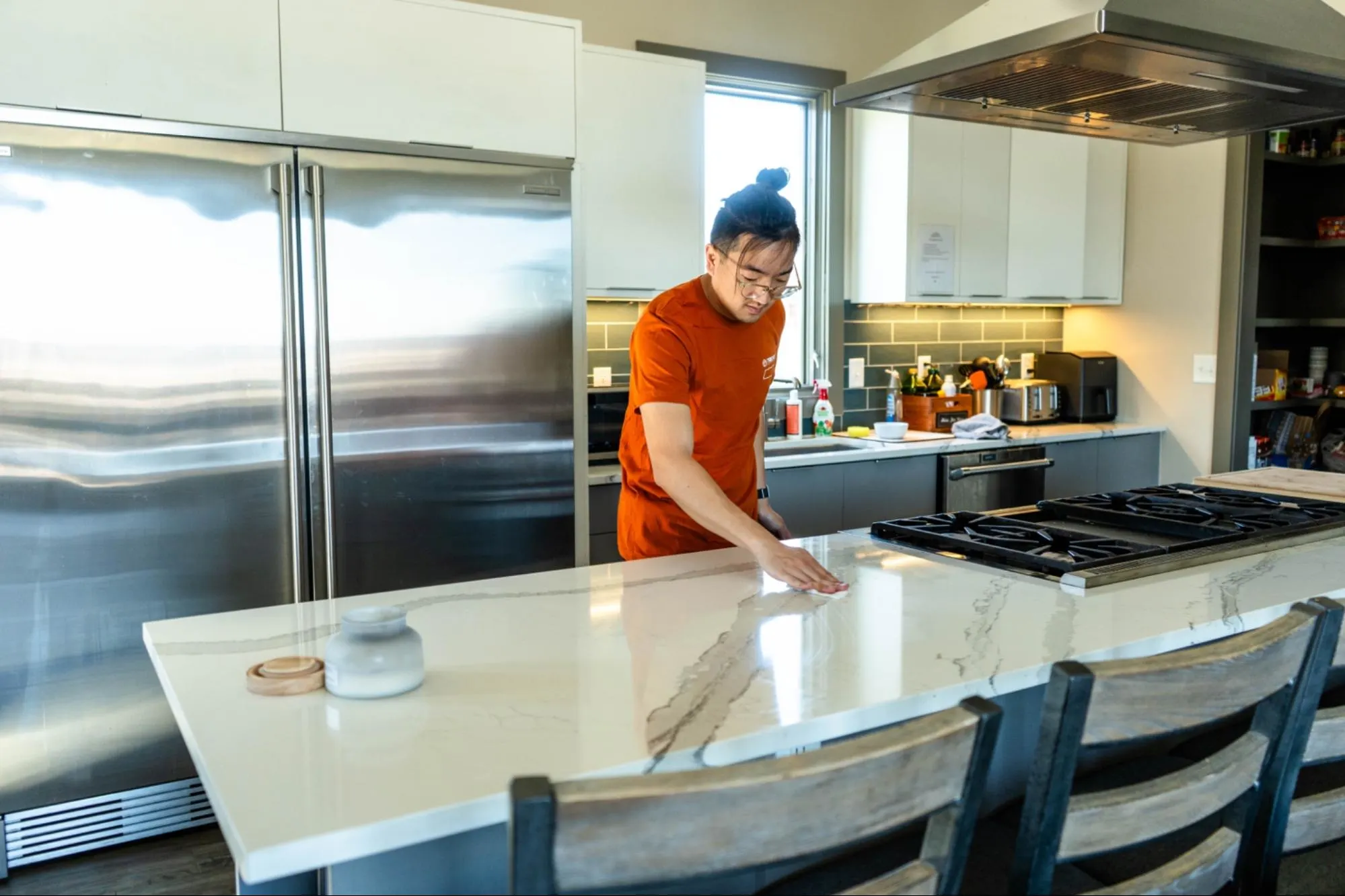 A sober, supportive shared kitchen